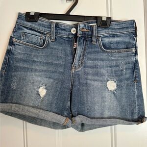Pilcro slim boyfriend Jean short size 25